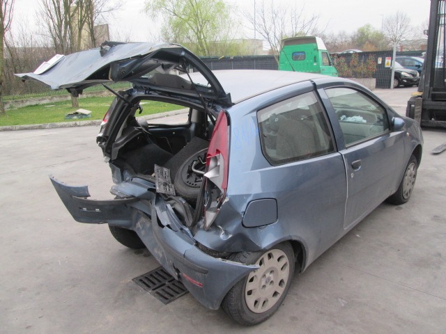 FIAT PUNTO 1.2 B 44KW 5M 3P (2005) RICAMBI IN MAGAZZINO