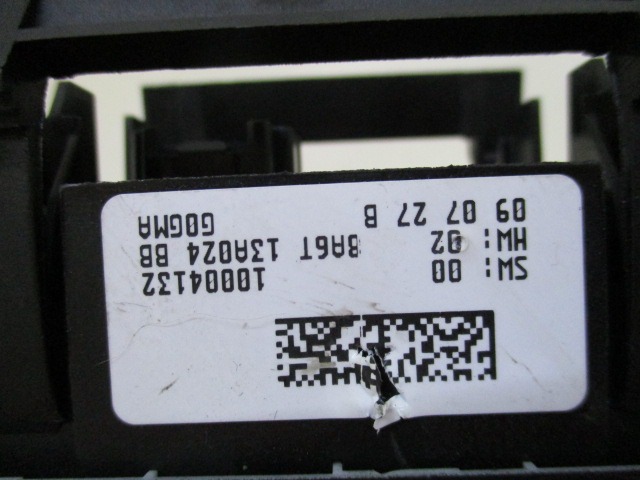 GLAVNO STIKALO LUCI OEM N. 8A6T-13A024 ORIGINAL REZERVNI DEL FORD FIESTA CB1 CNN MK6 (09/2008 - 11/2012) BENZINA/GPL LETNIK 2008