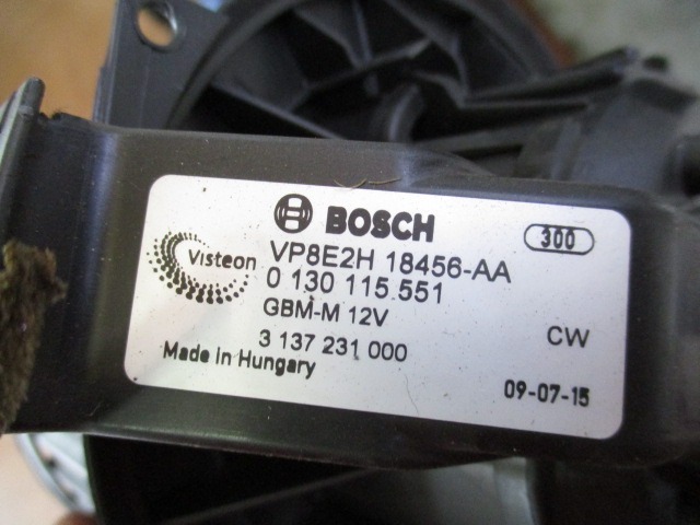 VENTILATOR  KABINE  OEM N. 8E2H-18456 ORIGINAL REZERVNI DEL FORD FIESTA CB1 CNN MK6 (09/2008 - 11/2012) BENZINA/GPL LETNIK 2008