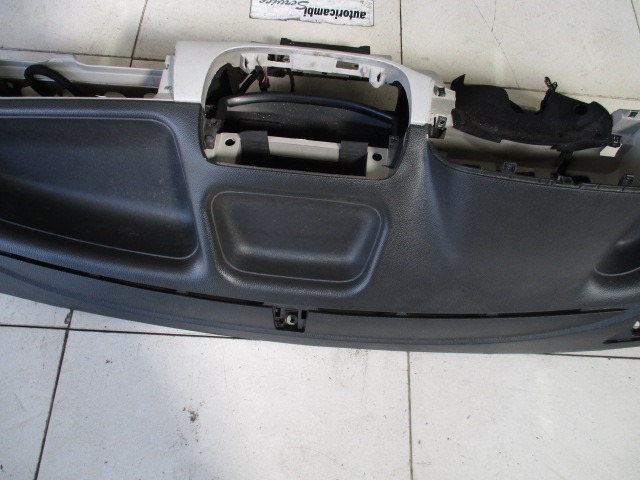 ARMATURNA PLOSCA OEM N. 735410041 ORIGINAL REZERVNI DEL FIAT PUNTO 188 MK2 R (2003 - 2011) BENZINA LETNIK 2005