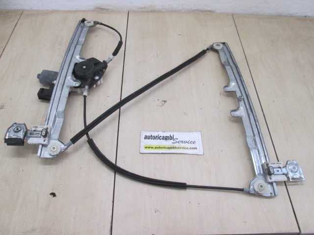 MEHANIZEM DVIGA SPREDNJIH STEKEL  OEM N. 19364 Sistema alzacristallo porta anteriore elettr ORIGINAL REZERVNI DEL MITSUBISHI COLT Z30 Z3_A Z2_A MK6 (2004 - 2009) BENZINA LETNIK 2006