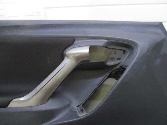 NOTRANJA OBLOGA SPREDNJIH VRAT OEM N. PNASTTYVERSOP12R2MV5P ORIGINAL REZERVNI DEL TOYOTA VERSO P12 R2 (2009 - 2018) DIESEL LETNIK 2009