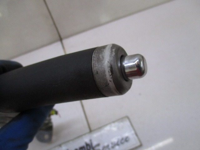 OEM N. 46201-0F010 ORIGINAL REZERVNI DEL TOYOTA VERSO P12 R2 (2009 - 2018) DIESEL LETNIK 2009