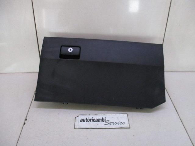 PREDAL ZA DOKUMENTE OEM N. 555510F020 ORIGINAL REZERVNI DEL TOYOTA VERSO P12 R2 (2009 - 2018) DIESEL LETNIK 2009