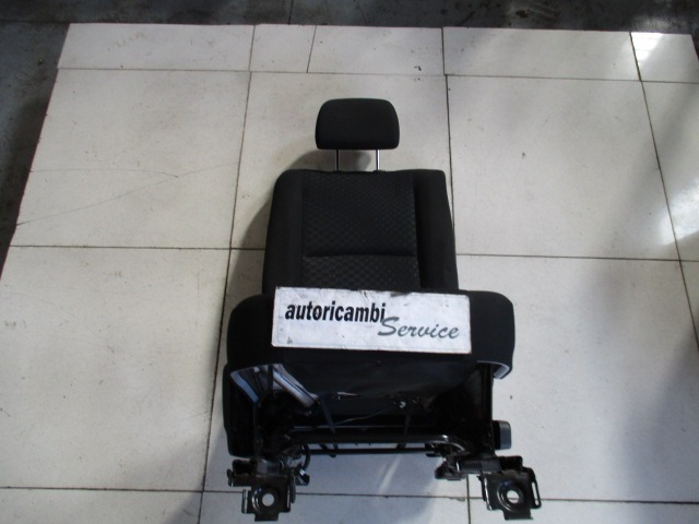 TRETJA VRSTA ENOJNI SEDEZ BLAGO OEM N. 23PSTTYVERSOP12R2MV5P ORIGINAL REZERVNI DEL TOYOTA VERSO P12 R2 (2009 - 2018) DIESEL LETNIK 2009