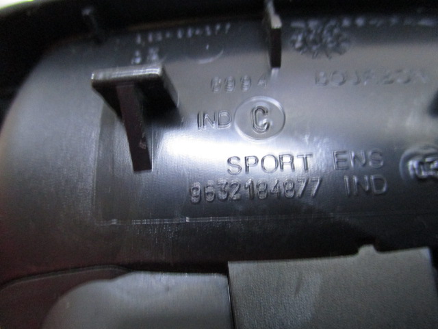 ODVOD ZRAKA OEM N. 9632184877 ORIGINAL REZERVNI DEL PEUGEOT 206 / 206 CC 2A/C 2D 2E/K R (2003 - 10/2008) BENZINA LETNIK 2006