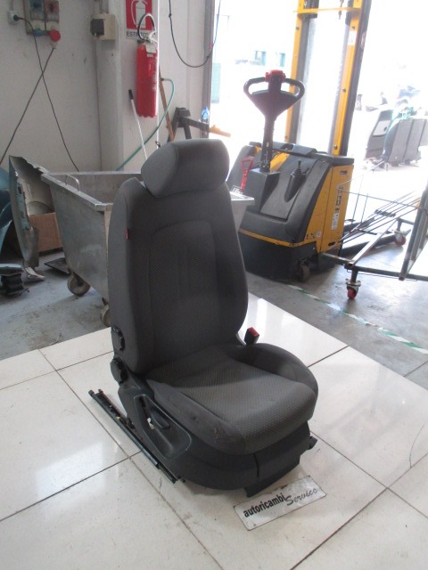 SPREDNJI DESNI SEDE? BLAGO OEM N. SEADTSTALTEAXL5P5MV5P ORIGINAL REZERVNI DEL SEAT ALTEA XL 5P5 (2007 - 02/2009) DIESEL LETNIK 2007