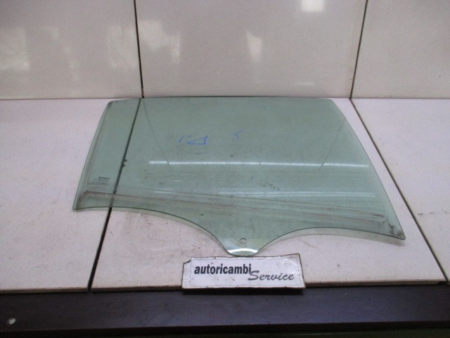 STEKLO ZADNJIH DESNIH VRAT OEM N. Vetro scendente porta posteriore destra ORIGINAL REZERVNI DEL RENAULT LAGUNA BG0/1 KG0/1 MK2 BER/SW (11/2000 - 12/2004) DIESEL LETNIK 2003