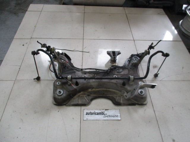 SPREDNJA OS/NOSILEC MOTORJA OEM N. 7700410470 ORIGINAL REZERVNI DEL RENAULT LAGUNA BG0/1 KG0/1 MK2 BER/SW (11/2000 - 12/2004) DIESEL LETNIK 2003