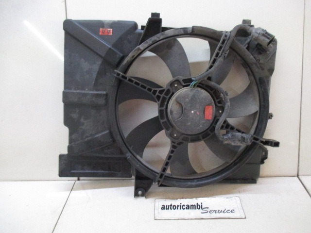 VENTILATOR HLADILNIKA OEM N. 253501C200 ORIGINAL REZERVNI DEL HYUNDAI GETZ TB (2002 - 02/2006) BENZINA LETNIK 2005