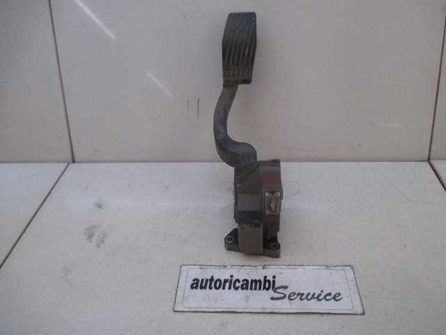 PEDALI OEM N. 55702020 ORIGINAL REZERVNI DEL FIAT GRANDE PUNTO 199 (2005 - 2012) DIESEL LETNIK 2006