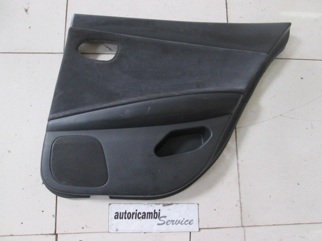 VRATNI PANEL OEM N. PNPDTNSPRIMERAP12ESW5P ORIGINAL REZERVNI DEL NISSAN PRIMERA P12E (01/2002 - 10/2006) DIESEL LETNIK 2002