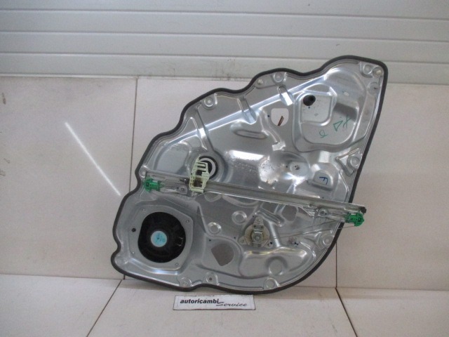 MEHANIZEM ZA ZADNJA VRATA  OEM N. 518084380 ORIGINAL REZERVNI DEL FIAT IDEA 350 R (2008 - 2012) BENZINA LETNIK 2010