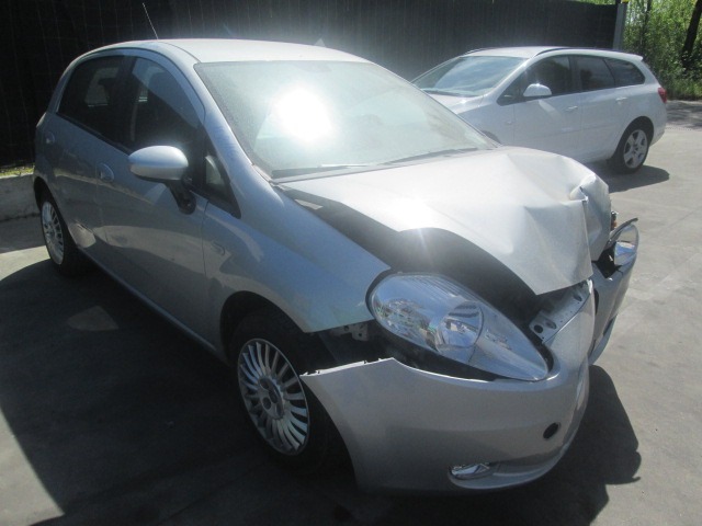 FIAT GRANDE PUNTO 1.3 D 55KW 5M 5P (2006) RICAMBIO USATO 