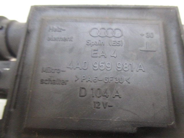 CENTRALNO ZAKLEPANJE OEM N. 4A0959981A ORIGINAL REZERVNI DEL AUDI A3 MK1 8L 8L1 3P/5P (1996 - 2000) DIESEL LETNIK 1997