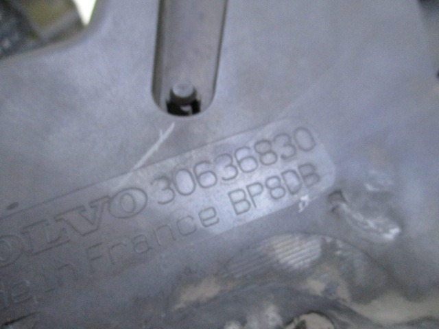 FILTAR ZRAKA OEM N. 30636830 ORIGINAL REZERVNI DEL VOLVO V70 MK2 285 (2000 - 2007) DIESEL LETNIK 2006