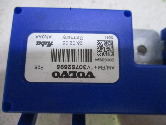 REZERVNI DELI, RADIJSKO-NAVIGACIJSKE NAPRAVE OEM N. 30775369 ORIGINAL REZERVNI DEL VOLVO V70 MK2 285 (2000 - 2007) DIESEL LETNIK 2006