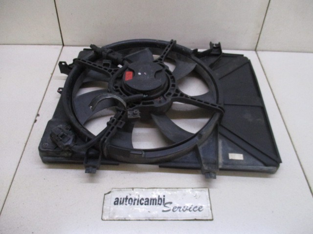 VENTILATOR HLADILNIKA OEM N. 252312D400 ORIGINAL REZERVNI DEL HYUNDAI GETZ TB (2002 - 02/2006) DIESEL LETNIK 2004