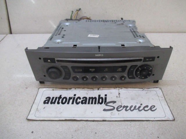 RADIO CD / OJACEVALNIK / IMETNIK HIFI OEM N. 96662671 ORIGINAL REZERVNI DEL PEUGEOT 308 4A 4B 4C 4E 4H MK1 BER/SW/CC (2007 - 2013) DIESEL LETNIK 2009