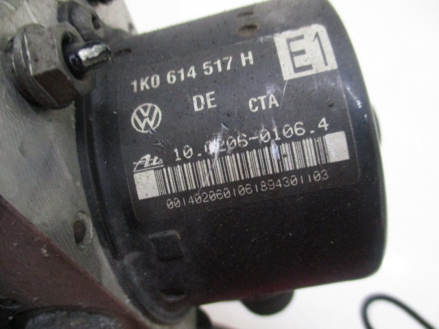 ABS AGREGAT S PUMPO OEM N. 1K0907379K ORIGINAL REZERVNI DEL VOLKSWAGEN GOLF V 1K1 1K5 MK5 BER/SW (02/2004-11/2008) DIESEL LETNIK 2004