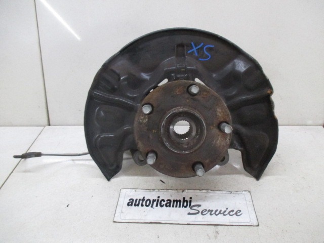 LEVI VRTLJIVI LEZAJ / PESTO KOLESA Z LEZAJEM SPREDAJ OEM N. 435020F010 ORIGINAL REZERVNI DEL TOYOTA COROLLA VERSO ZER ZZE12 R1 (2004 - 2009) BENZINA LETNIK 2006