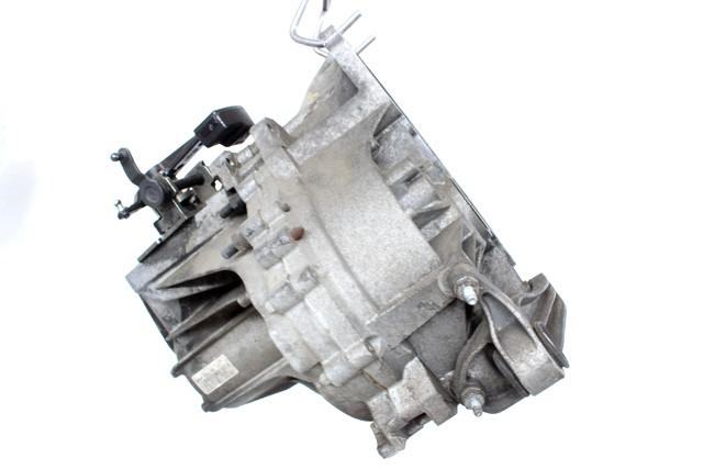 ROCNI MENJALNIK OEM N.  ORIGINAL REZERVNI DEL VOLVO V50 545 (2004 - 05/2007) DIESEL LETNIK 2007