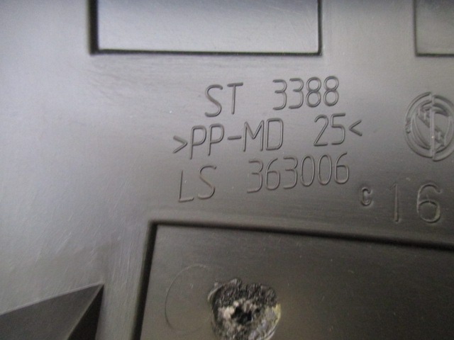 MONTA?NI DELI /  ARMATURNE PLOSCE SPODNJI OEM N. 363006 ORIGINAL REZERVNI DEL LANCIA Y YPSILON 843 R (2006 - 2011) DIESEL LETNIK 2011