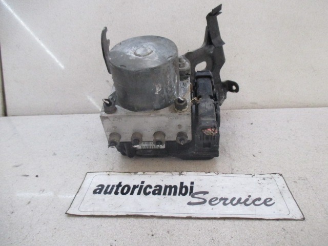 ABS AGREGAT S PUMPO OEM N. 265231535 ORIGINAL REZERVNI DEL FIAT GRANDE PUNTO 199 (2005 - 2012) DIESEL LETNIK 2006