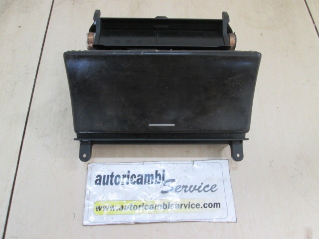 PEPELNIK / DRZALA ZA PIJACO OEM N. 2088100401 ORIGINAL REZERVNI DEL MERCEDES CLASSE CLK W208 C208 A208 COUPE/CABRIO (1997-2003) BENZINA LETNIK 2000