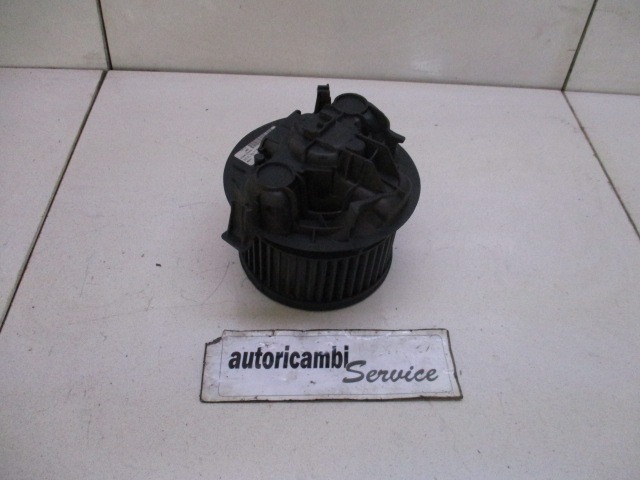 VENTILATOR  KABINE  OEM N. 030911X ORIGINAL REZERVNI DEL RENAULT MEGANE MK2 BM0/1 CM0/1 EM0/1 KM0/1 LM0/1 BER/GRANDTOUR  (10/2002 - 02/2006) DIESEL LETNIK 2004