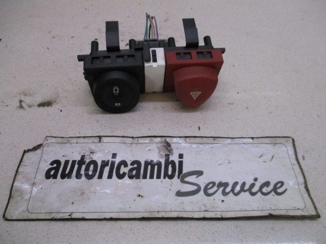 STIKALO VARNOSTNIH ZMIGAVCEV  OEM N. 8200095493 ORIGINAL REZERVNI DEL RENAULT MEGANE MK2 BM0/1 CM0/1 EM0/1 KM0/1 LM0/1 BER/GRANDTOUR  (10/2002 - 02/2006) DIESEL LETNIK 2004