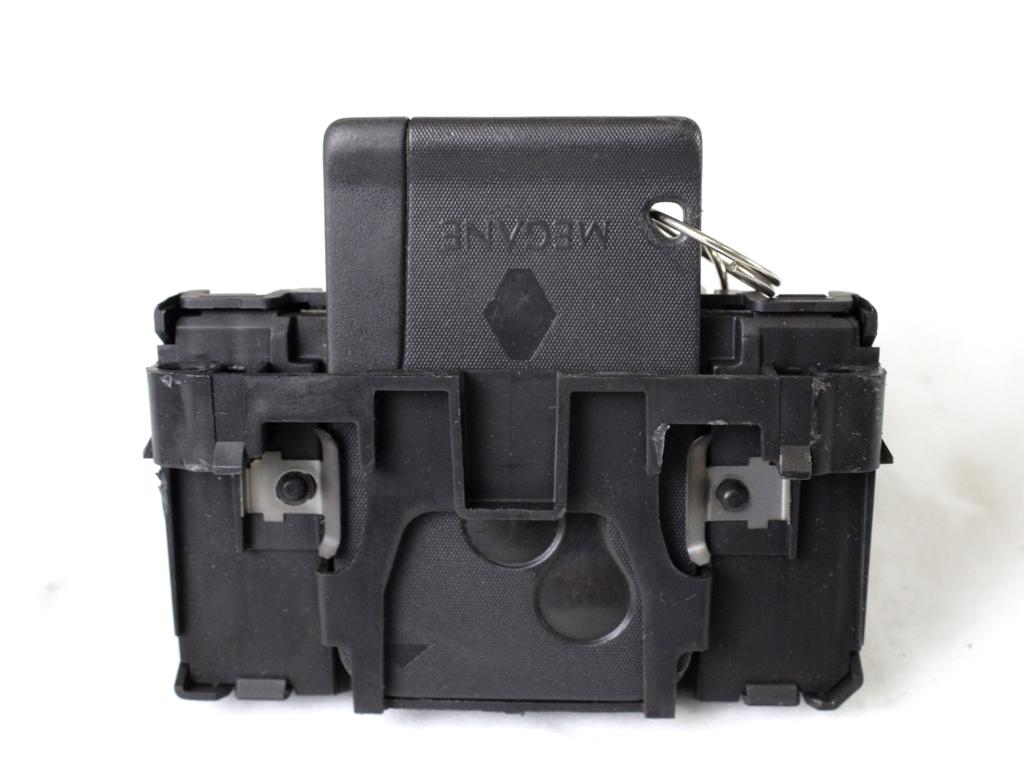 KOMPLET ODKLEPANJE IN VZIG  OEM N. 16919 KIT ACCENSIONE AVVIAMENTO ORIGINAL REZERVNI DEL RENAULT MEGANE MK2 BM0/1 CM0/1 EM0/1 KM0/1 LM0/1 BER/GRANDTOUR  (10/2002 - 02/2006) DIESEL LETNIK 2004
