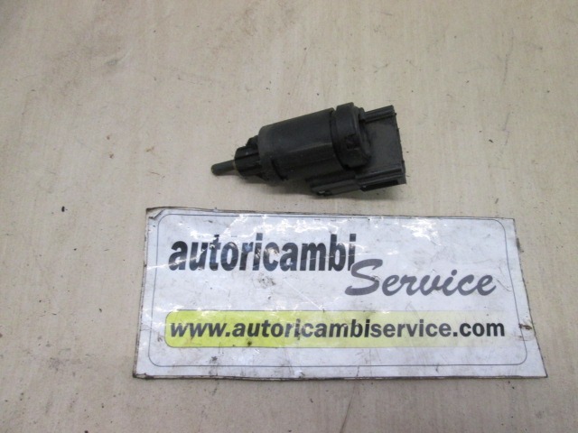 DRUGI SENZORJI OEM N. 19322010 ORIGINAL REZERVNI DEL AUDI A3 MK2 8P 8PA 8P1 (2003 - 2008)DIESEL LETNIK 2006