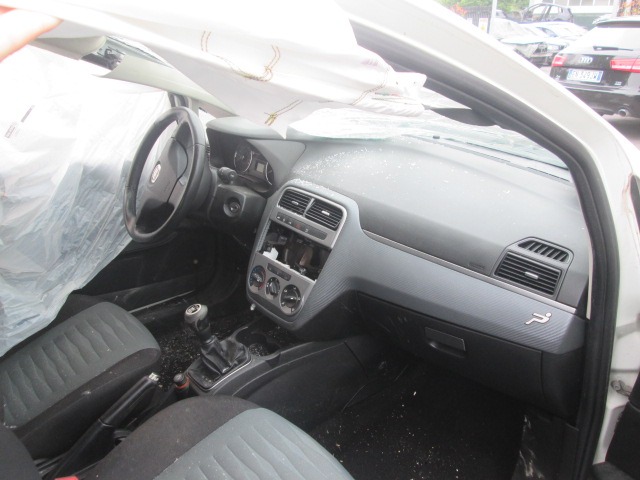 FIAT GRANDE PUNTO 1.3 D 55KW 5M 3P (2009) RICAMBIO USATO 