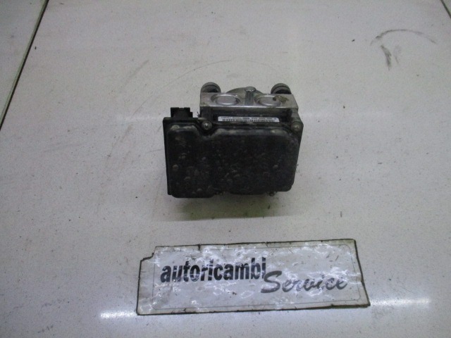 ABS AGREGAT S PUMPO OEM N. 8200747140 ORIGINAL REZERVNI DEL RENAULT CLIO BR0//1 CR0/1 KR0/1 MK3 (2005 - 05/2009) DIESEL LETNIK 2008