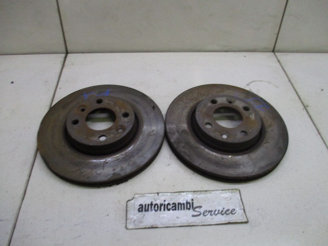 SPREDNJI ZAVORNI DISKI OEM N. 7701207795 ORIGINAL REZERVNI DEL RENAULT CLIO BR0//1 CR0/1 KR0/1 MK3 (2005 - 05/2009) DIESEL LETNIK 2008