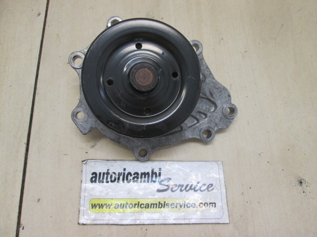 VODNA CRPALKA  OEM N. 1610029495 ORIGINAL REZERVNI DEL TOYOTA RAV 4 A3 MK3 (2006 - 03/2009) DIESEL LETNIK 2008