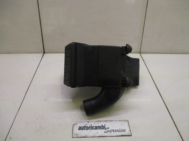 FILTAR ZRAKA OEM N. 8200398990 ORIGINAL REZERVNI DEL RENAULT CLIO BR0//1 CR0/1 KR0/1 MK3 (2005 - 05/2009) DIESEL LETNIK 2008