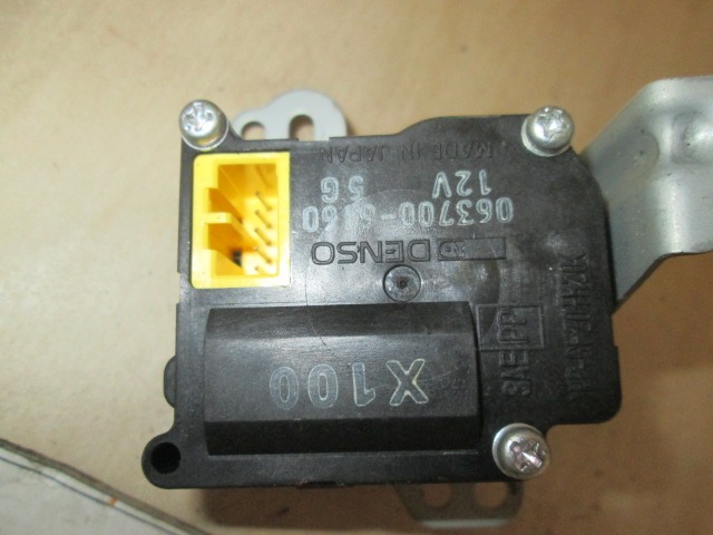 MOTORCEK OGREVANJA OEM N. 637006460 ORIGINAL REZERVNI DEL JAGUAR XK X100 (1996 - 2006) BENZINA LETNIK 2006