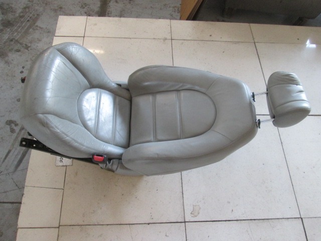 SPREDNJI DESNI SEDE? BLAGO OEM N. SEADPJGXK8X100CP3P ORIGINAL REZERVNI DEL JAGUAR XK X100 (1996 - 2006) BENZINA LETNIK 2006