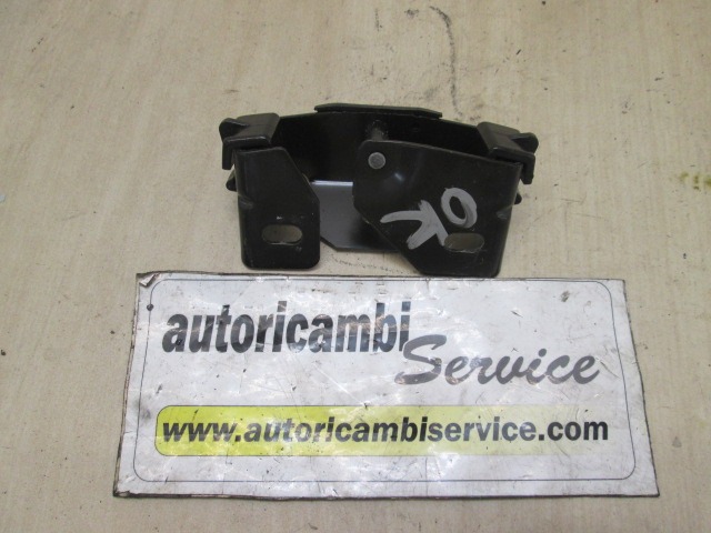 ZAKLEPANJE PRTLJA?NIH VRAT  OEM N. 872477 ORIGINAL REZERVNI DEL CITROEN BERLINGO / BERLINGO FIRST MK1 M59 (1996 - 2013) DIESEL LETNIK 2007