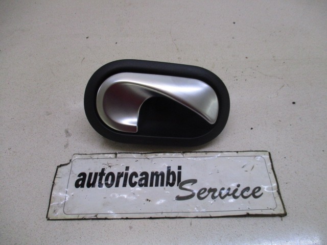 NOTRANJA KLJUKA  OEM N. 8200028486 ORIGINAL REZERVNI DEL RENAULT SCENIC/GRAND SCENIC JM0/1 MK2 (2003 - 2009) DIESEL LETNIK 2006