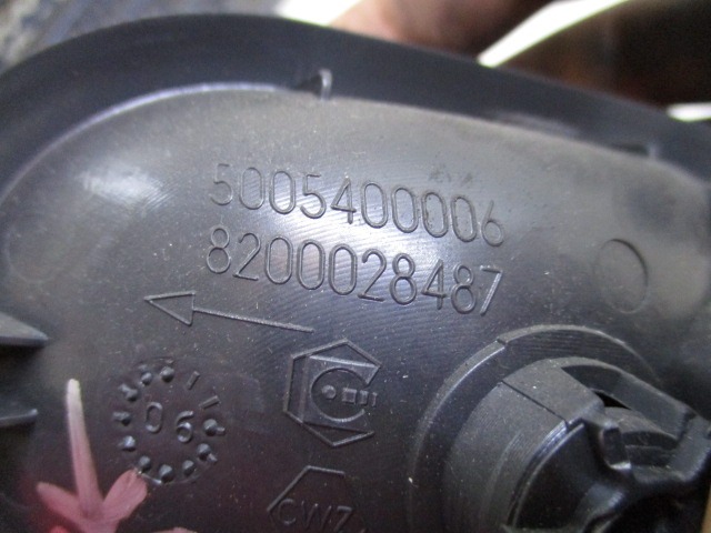 NOTRANJA KLJUKA  OEM N. 8200028487 ORIGINAL REZERVNI DEL RENAULT SCENIC/GRAND SCENIC JM0/1 MK2 (2003 - 2009) DIESEL LETNIK 2006