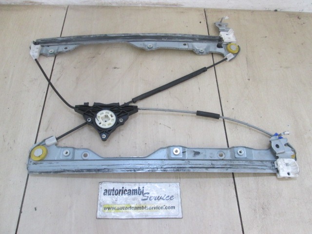 MEHANIZEM VETROBRANSKEGA STEKLA PREDNJIH VRAT OEM N. 80721JY00A ORIGINAL REZERVNI DEL RENAULT KOLEOS HY MK1 (2008 - 2011) DIESEL LETNIK 2010