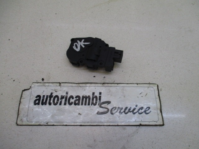 MOTORCEK OGREVANJA OEM N. 9854580 ORIGINAL REZERVNI DEL BMW SERIE 1 BER/COUPE/CABRIO E81/E82/E87/E88 (2003 - 2007) BENZINA LETNIK 2005