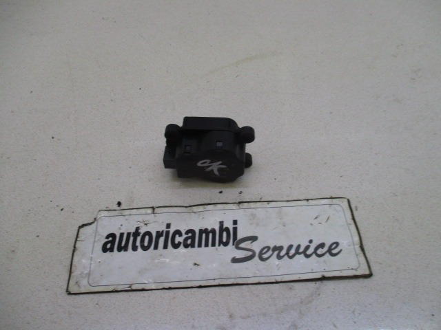 MOTORCEK OGREVANJA OEM N. 985400E ORIGINAL REZERVNI DEL BMW SERIE 1 BER/COUPE/CABRIO E81/E82/E87/E88 (2003 - 2007) BENZINA LETNIK 2005