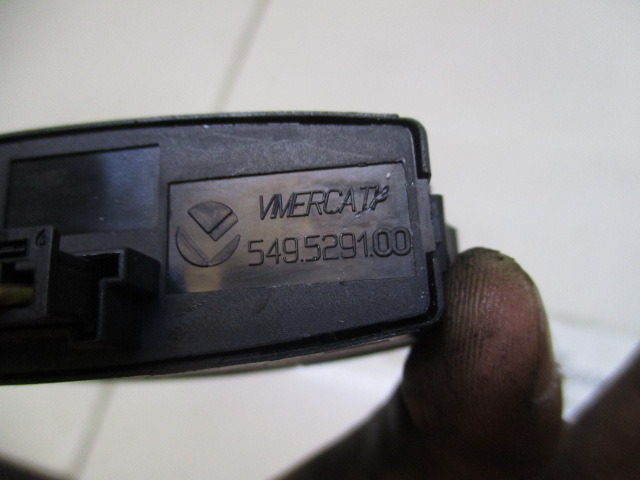 STIKALO VARNOSTNIH ZMIGAVCEV  OEM N. 549529100 ORIGINAL REZERVNI DEL BMW SERIE 1 BER/COUPE/CABRIO E81/E82/E87/E88 (2003 - 2007) BENZINA LETNIK 2005