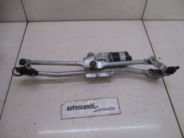 MOTORCEK PREDNJIH BRISALCEV OEM N. 6925706 ORIGINAL REZERVNI DEL BMW SERIE 1 BER/COUPE/CABRIO E81/E82/E87/E88 (2003 - 2007) BENZINA LETNIK 2005