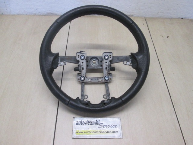 VOLAN OEM N. 561102K350 ORIGINAL REZERVNI DEL KIA SOUL AM MK1 (2008 - 2013) DIESEL LETNIK 2010