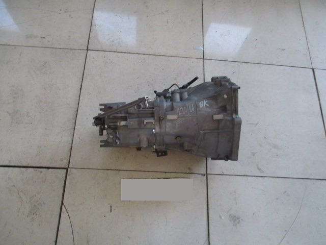 ROCNI MENJALNIK OEM N. 7533513 ORIGINAL REZERVNI DEL BMW SERIE 1 BER/COUPE/CABRIO E81/E82/E87/E88 (2003 - 2007) BENZINA LETNIK 2005